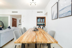 Luxurious 4-Bed Apartment in Sadaf 2 JBR Dubai